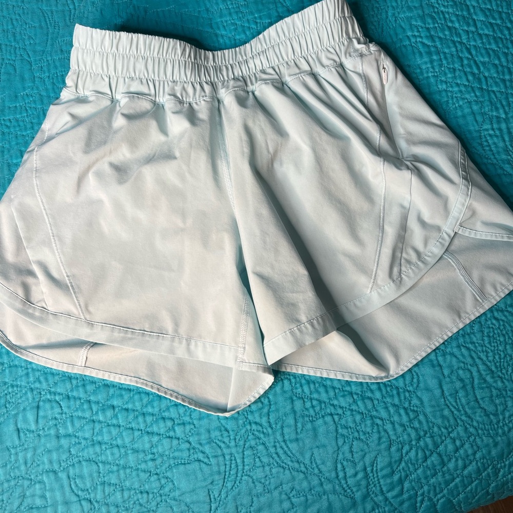 Lululemon size 6 shorts ,high rise